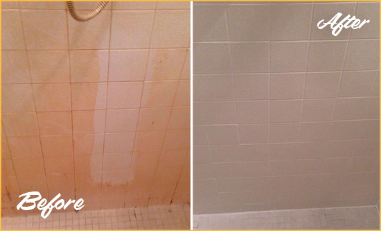 Before and After Picture of a Verplanck Porcelaine Shower Cleaned to Remove Soap Scum